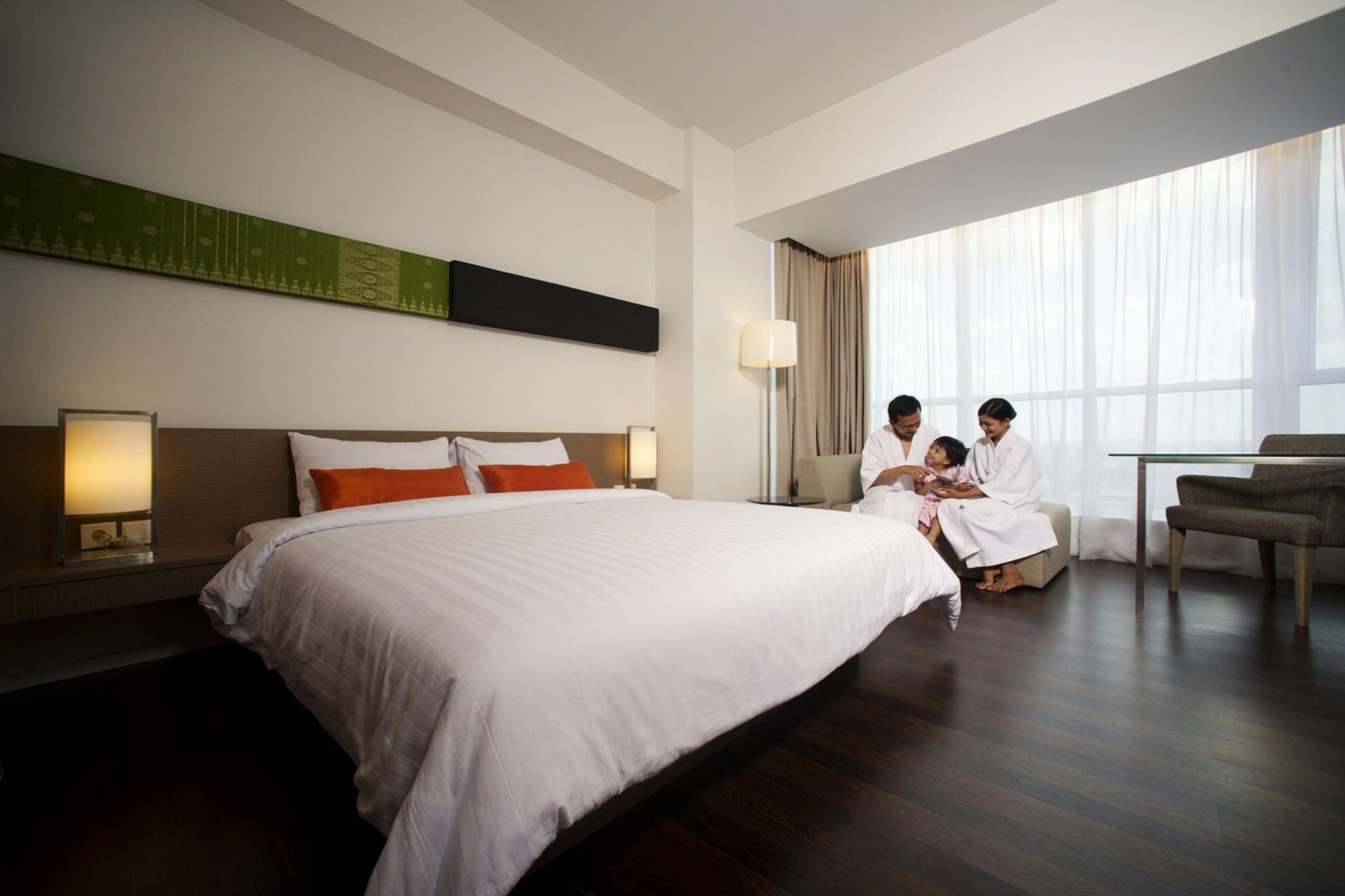 The Premiere Hotel Pekanbaru Exterior foto