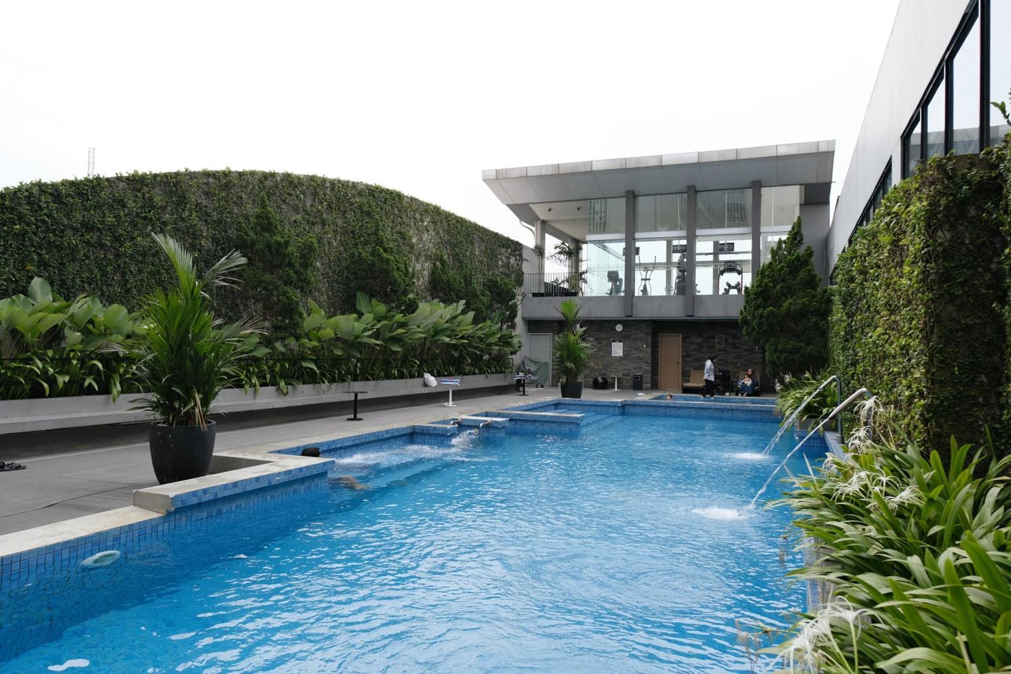 The Premiere Hotel Pekanbaru Exterior foto